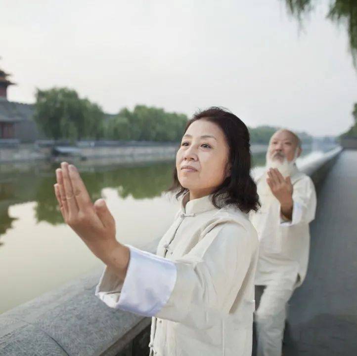 揭秘冬天无需天天洗澡 颠覆传统观念