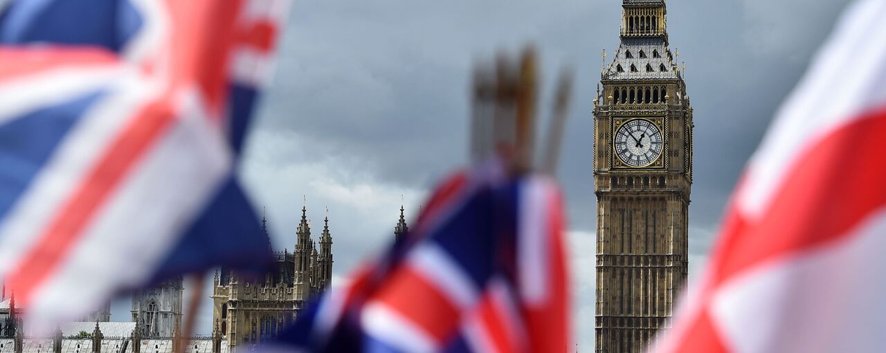 英媒惊曝 俄绝密文件曝光！普京开战首选目标竟是中国的这两位邻国