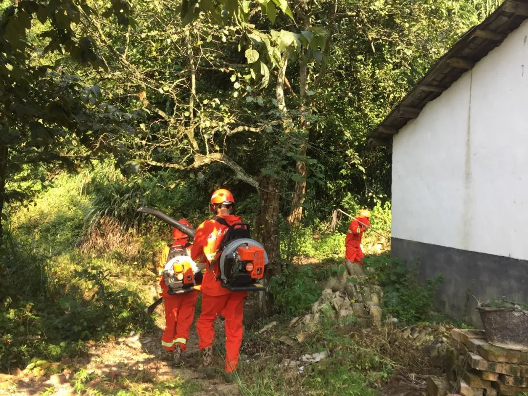 因山火疏散家人 伦纳德暂时离队 重返赛场时间待定